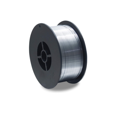 Bobina de fio de solda metálico prateado numa base preta de plástico
