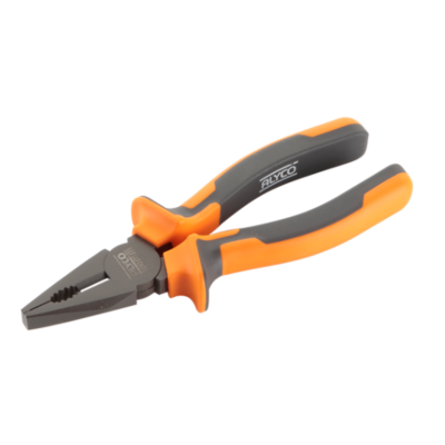 Alicates multifuncionais com pegas pretas e laranja em fundo branco