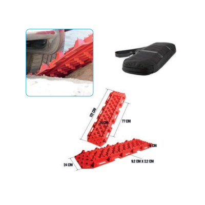 Placas vermelhas de traction para pneus com texturas e bolsa preta de transporte.